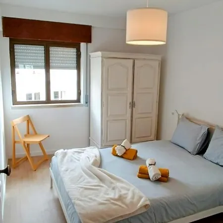 Apartment Seaflower House By Dolcestay Sesimbra