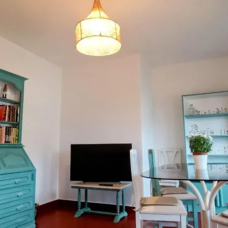 Seaflower House By Dolcestay * Sesimbra